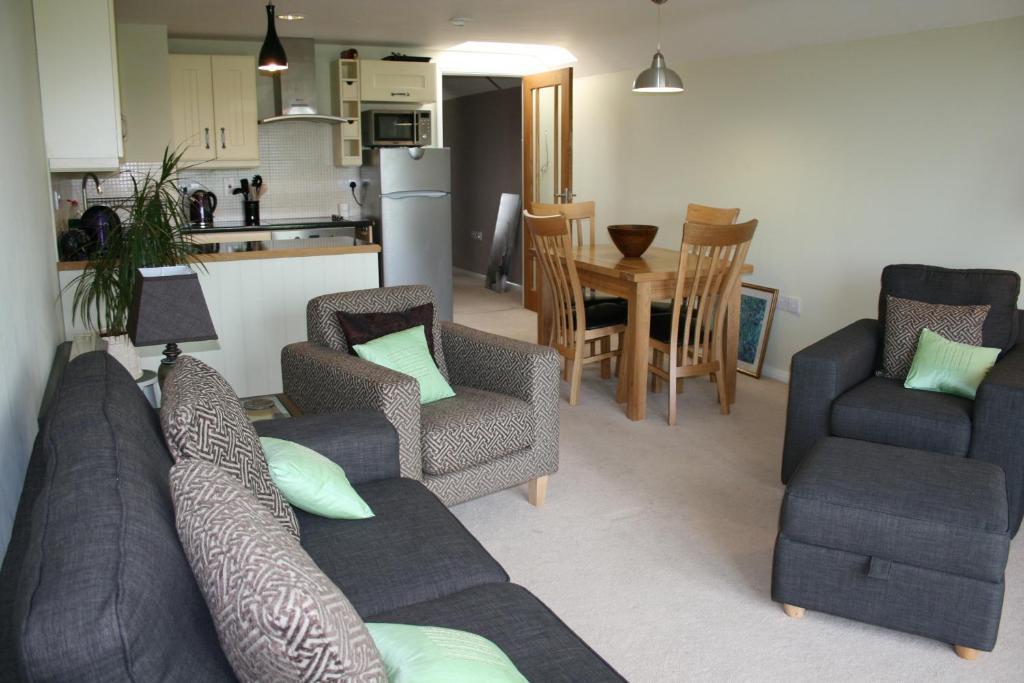 Hector'S Barn Apartments At Rosewood House Тонтон Номер фото